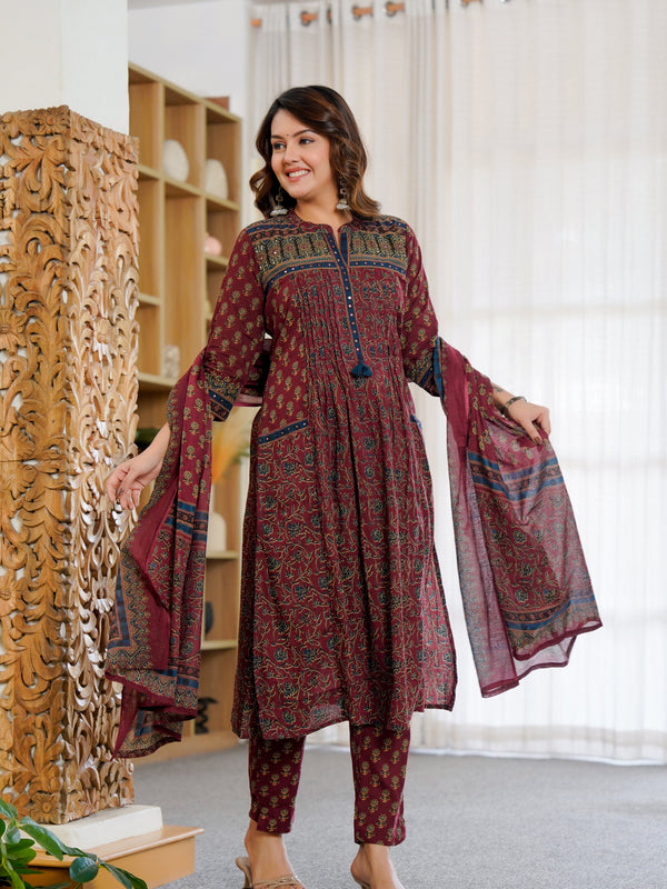 Cotton Motifs Kurta Set with Dupatta