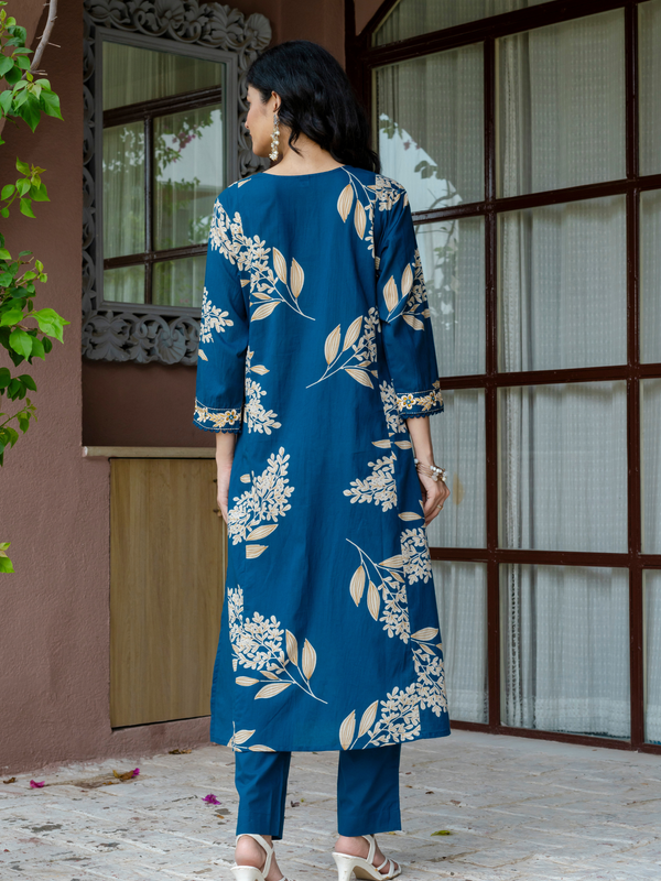 Women  Blue  Floral Printed V-Neck  Pure Cotton embroidered Kurta dupatta set